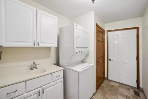 1035 Redbud Ave, Beecher, IL 60401 photo 22