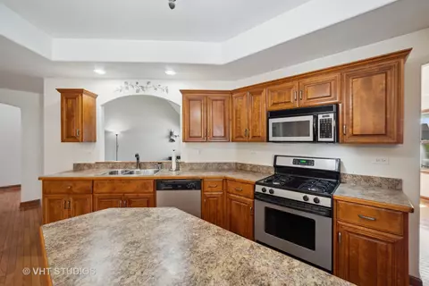 1035 Redbud Ave, Beecher, IL 60401 photo 8