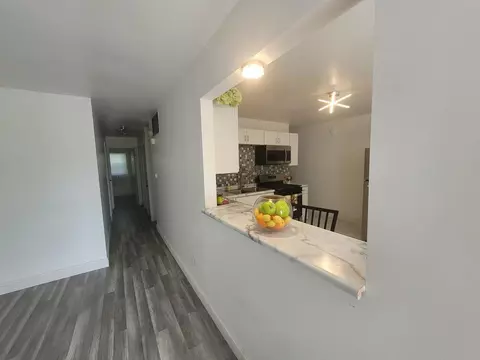 218 N Illinois Ave, Kankakee, IL 60901 photo 3