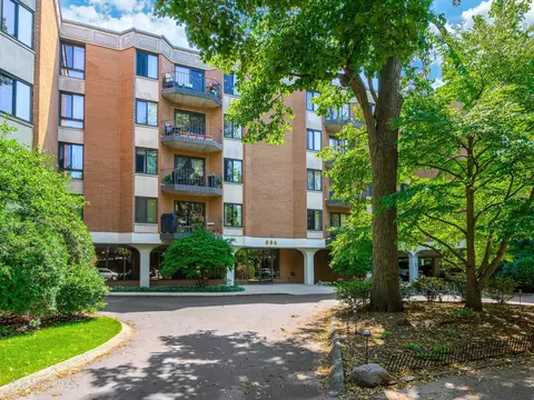 835 Judson Ave #307, Evanston, IL 60202