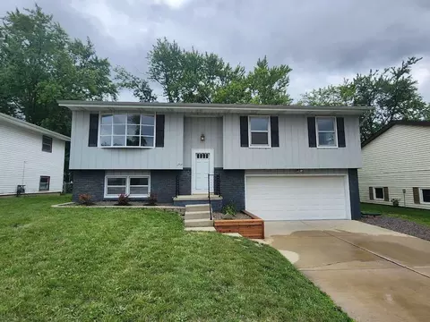 1717 Taft Dr, Normal, IL 61761 photo 3