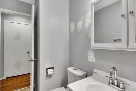 3703 Anne St, Mchenry, IL 60050 photo 10