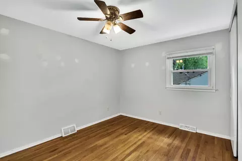 3703 Anne St, Mchenry, IL 60050 photo 13