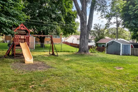 3703 Anne St, Mchenry, IL 60050 photo 24