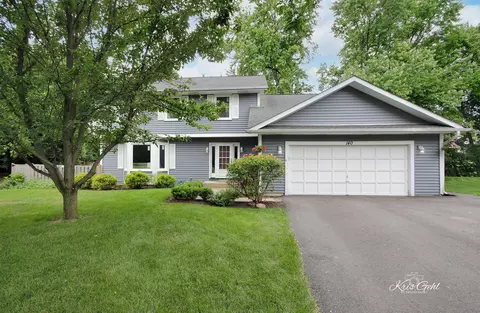 140 West Trl, Grayslake, IL 60030