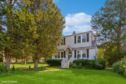 4121 N Lincoln St, Westmont, IL 60559
