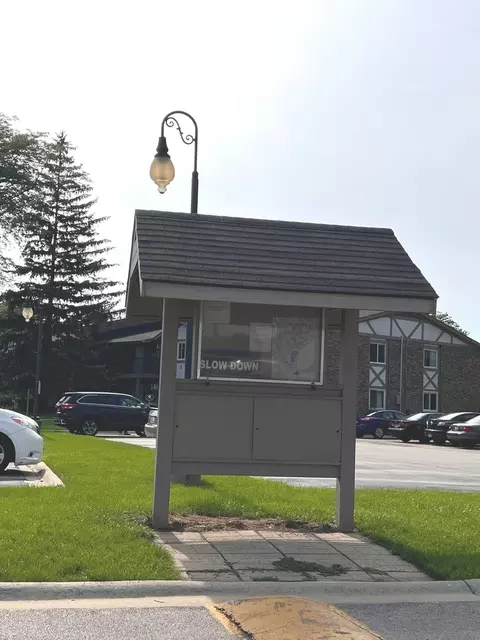 16 W535 79th St #2-108, Willowbrook, IL 60527 photo 2