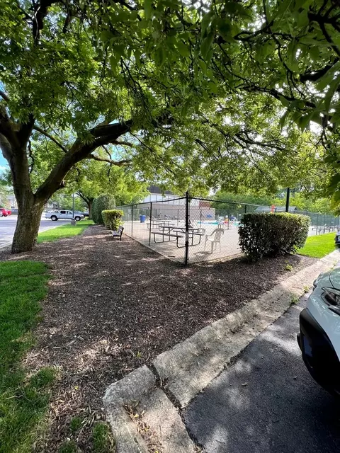 16 W535 79th St #2-108, Willowbrook, IL 60527 photo 5