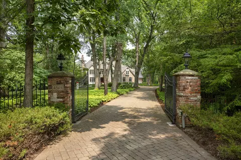 4545 Kimberly Ct, Long Grove, IL 60047