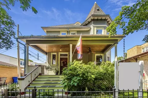 1644 W Balmoral Ave, Chicago, IL 60640