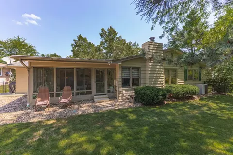 305 S Orr Dr, Normal, IL 61761 photo 2