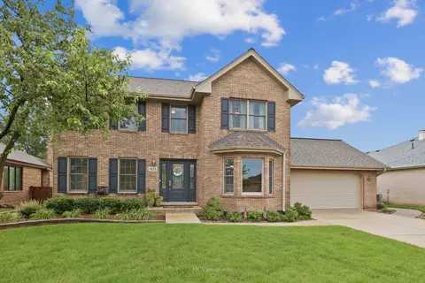 1925 Egerton Ct, Woodridge, IL 60517