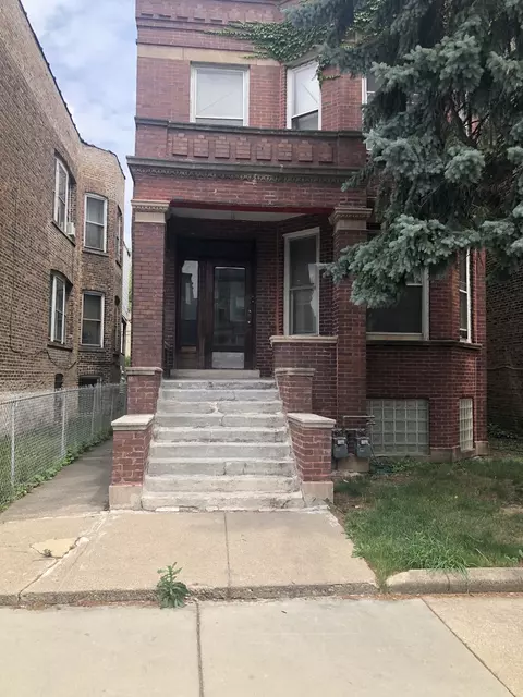 5425 S May St, Chicago, IL 60609