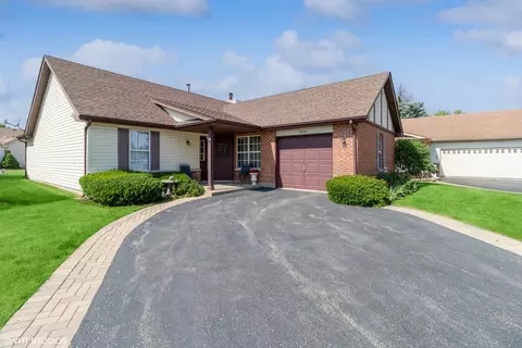 13716 S Cottonwood Ln, Plainfield, IL 60544