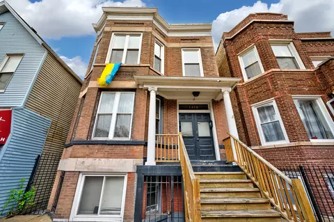 3615 W Diversey Ave, Chicago, IL 60647