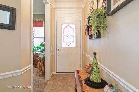 2787 Cascade Falls Cir, Elgin, IL 60124 photo 6