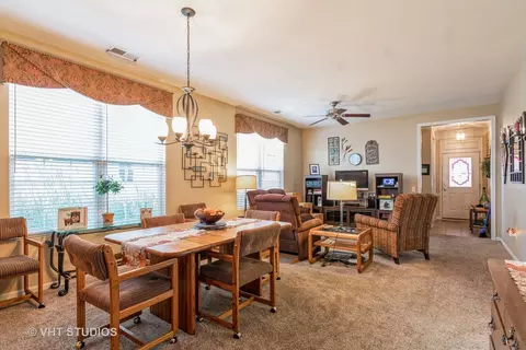 2787 Cascade Falls Cir, Elgin, IL 60124 photo 10