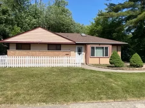 447 Niagara St, Park Forest, IL 60466