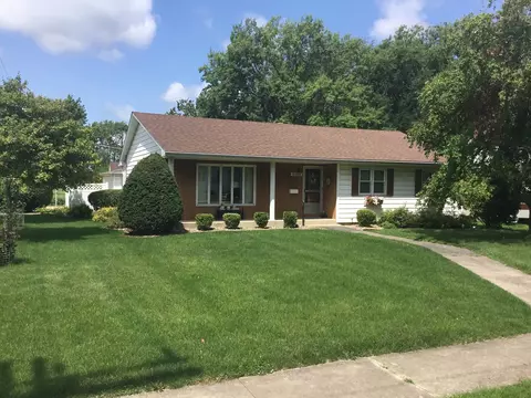 303 N Clinton St, Dwight, IL 60420