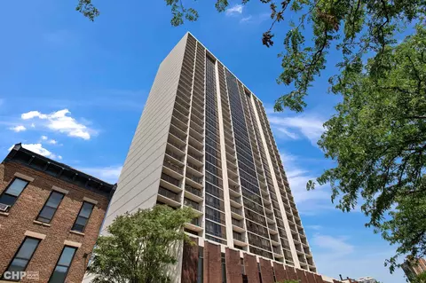 1636 N Wells St #1109, Chicago, IL 60614