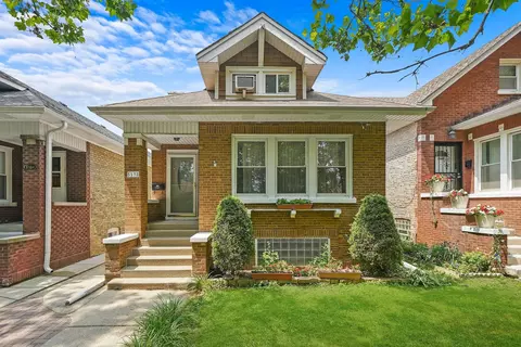 5138 N Saint Louis Ave, Chicago, IL 60625