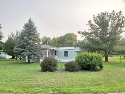 9276 Pine Dr, Thomson, IL 61285