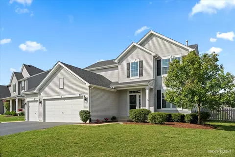735 Kentshire Dr, Yorkville, IL 60560