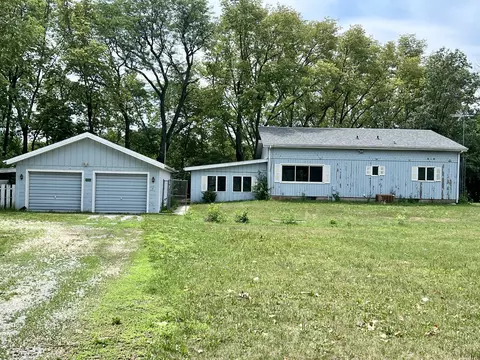 20747 Moline Rd, Lyndon, IL 61261