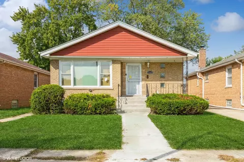 15420 Ingleside Ave, Dolton, IL 60419