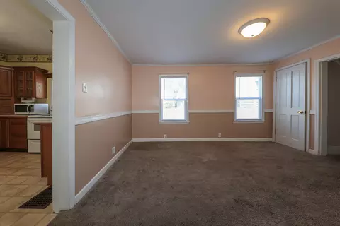 115 N Main St, Seneca, IL 61360 photo 7