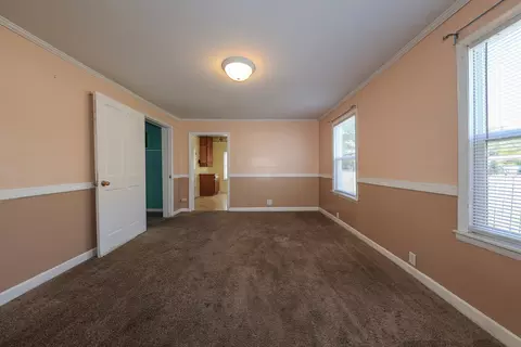 115 N Main St, Seneca, IL 61360 photo 8