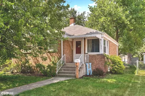 9440 Washington Ave, Brookfield, IL 60513