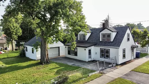 10000 Moody Ave, Oak Lawn, IL 60453