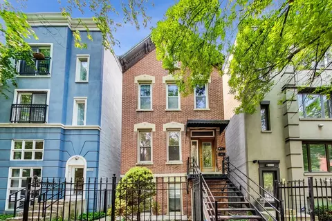 1242 N Wood St #2, Chicago, IL 60622