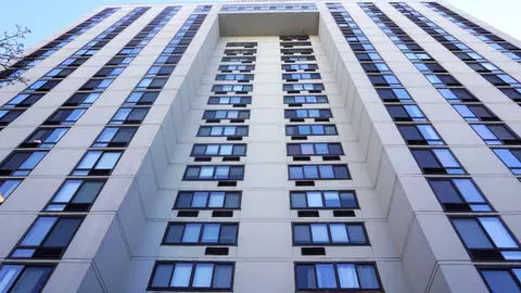 1221 N Dearborn St #408N, Chicago, IL 60610