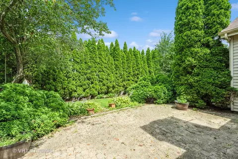 5010 W Glenbrook Trl, Mchenry, IL 60050 photo 18