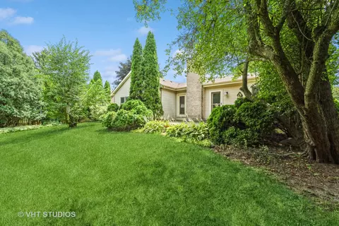 5010 W Glenbrook Trl, Mchenry, IL 60050 photo 19
