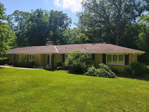 2689 Hoberg Dr, Joliet, IL 60432