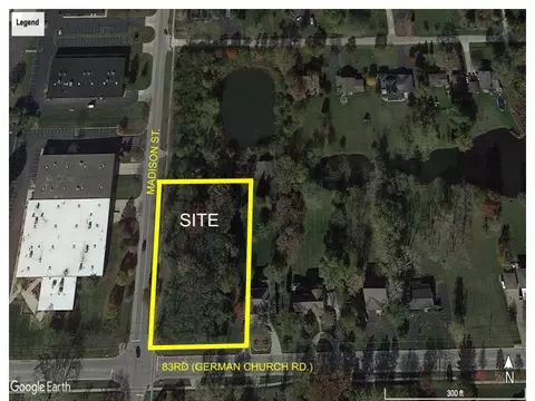 15 W780 83rd St, Burr Ridge, IL 60527