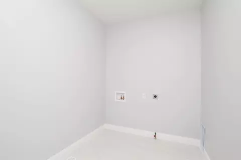 304 Raef Rd, Downs, IL 61736 photo 24