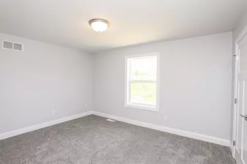 304 Raef Rd, Downs, IL 61736 photo 30