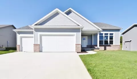 304 Raef Rd, Downs, IL 61736