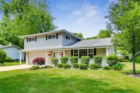 3248 Echo Ln, Northbrook, IL 60062