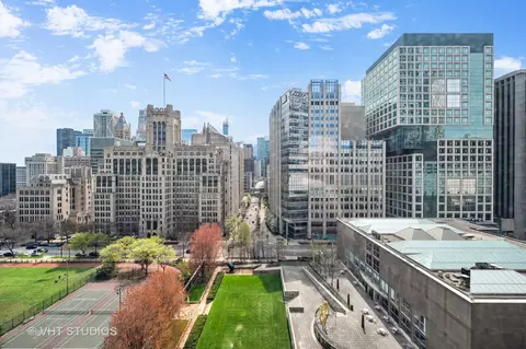 222 E Pearson St #1604, Chicago, IL 60611 photo 11