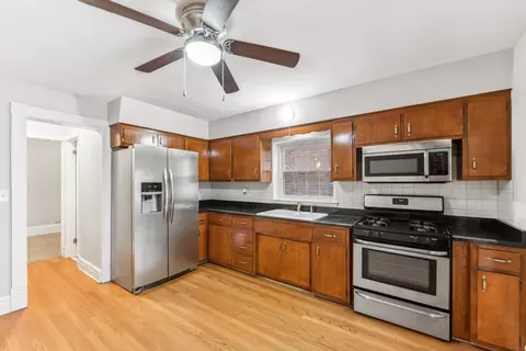 6702 34th St, Berwyn, IL 60402 photo 5