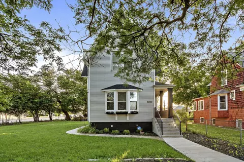 8850 S Throop St, Chicago, IL 60620