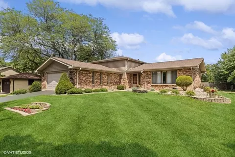 7113 Lyman Ave, Downers Grove, IL 60516