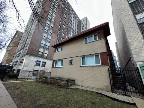 6242 N Kenmore Ave #D, Chicago, IL 60660