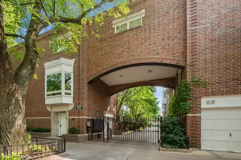 1845 N Hudson Ave #A, Chicago, IL 60614