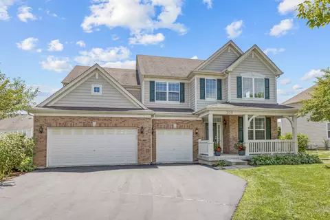 309 Comstock Dr, Elgin, IL 60124